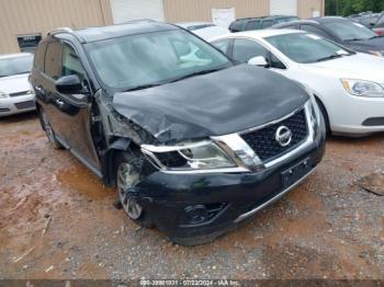  Salvage Nissan Pathfinder