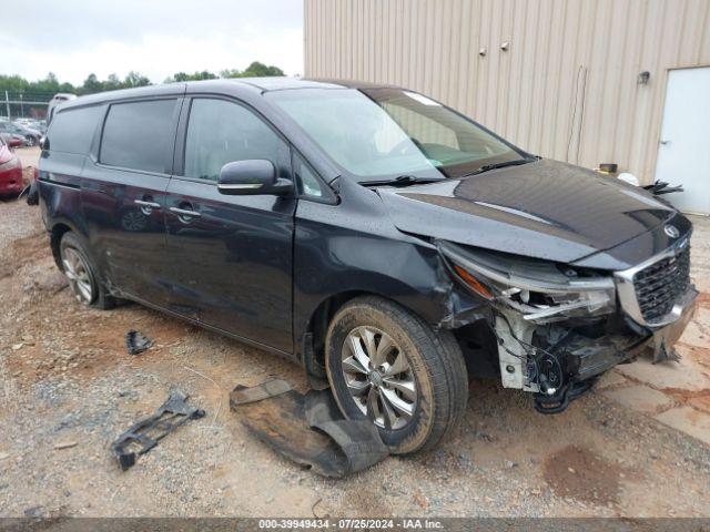  Salvage Kia Sedona