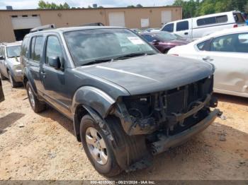  Salvage Nissan Pathfinder