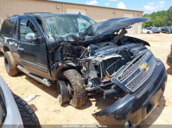  Salvage Chevrolet Suburban 1500