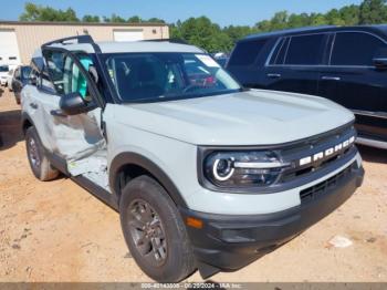  Salvage Ford Bronco