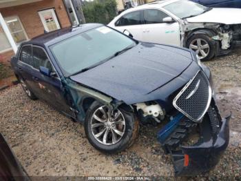  Salvage Chrysler 300