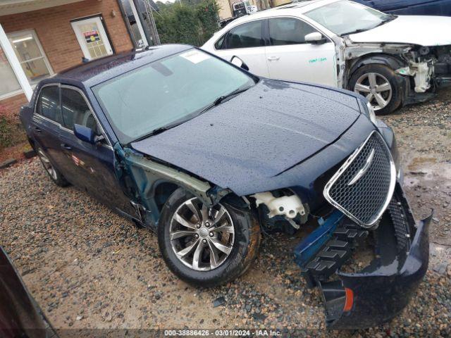  Salvage Chrysler 300