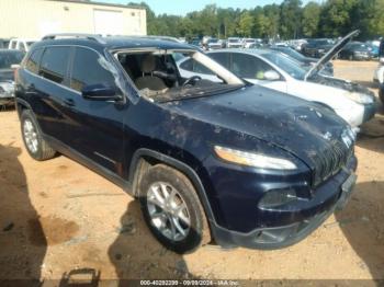  Salvage Jeep Cherokee