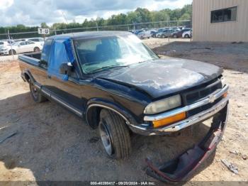  Salvage Chevrolet S-10