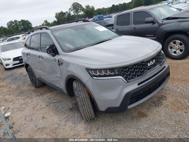  Salvage Kia Sorento