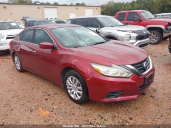  Salvage Nissan Altima