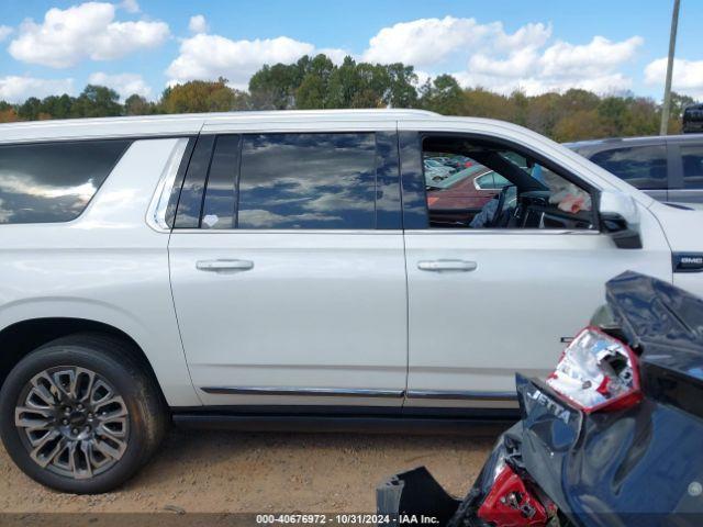  Salvage GMC Yukon