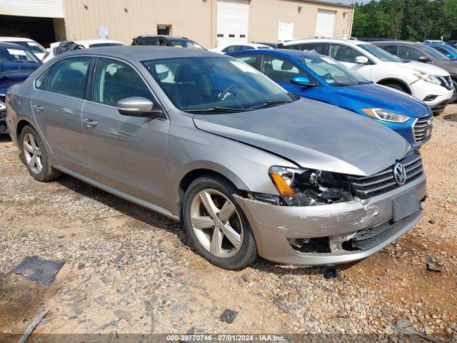  Salvage Volkswagen Passat