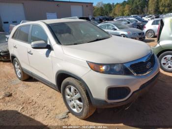  Salvage Kia Sorento