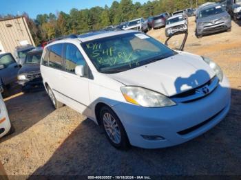  Salvage Toyota Sienna