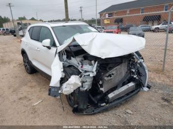  Salvage Volvo XC40