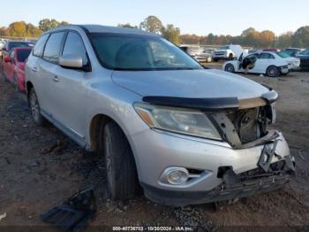  Salvage Nissan Pathfinder