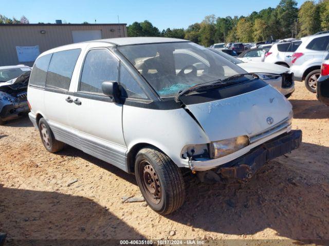  Salvage Toyota Previa