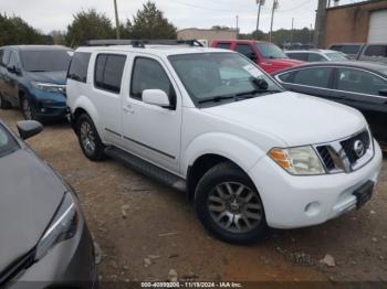  Salvage Nissan Pathfinder