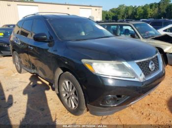  Salvage Nissan Pathfinder