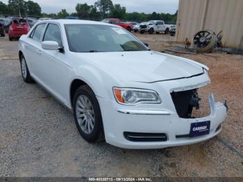  Salvage Chrysler 300