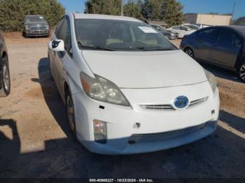  Salvage Toyota Prius