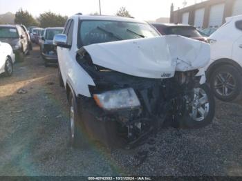  Salvage Jeep Grand Cherokee