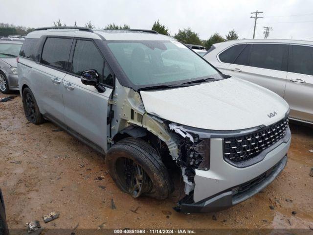  Salvage Kia Carnival