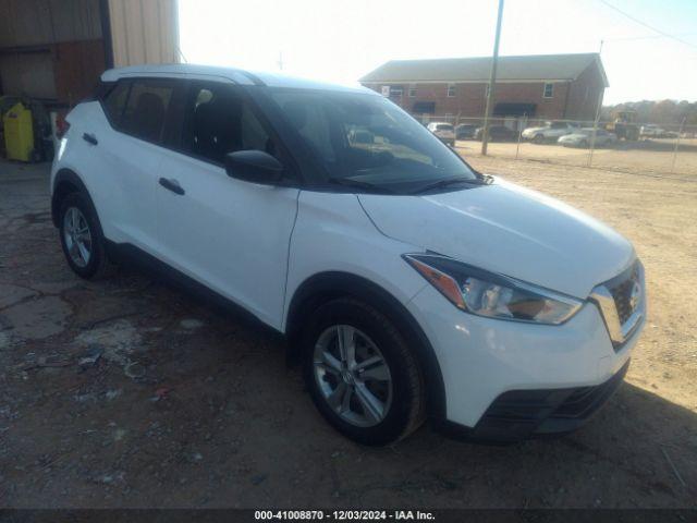  Salvage Nissan Kicks