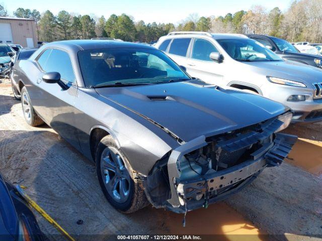  Salvage Dodge Challenger