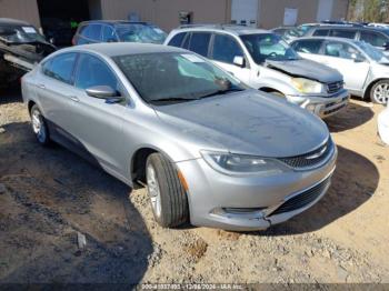  Salvage Chrysler 200