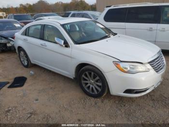  Salvage Chrysler 200