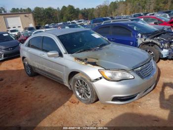  Salvage Chrysler 200