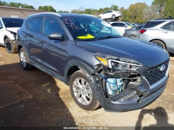  Salvage Hyundai TUCSON