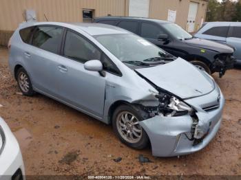  Salvage Toyota Prius v