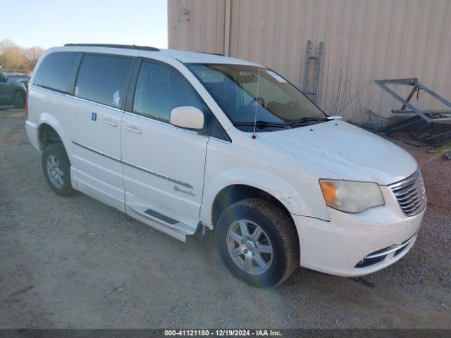  Salvage Chrysler Town & Country