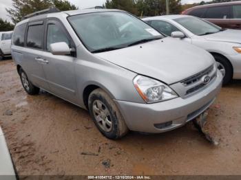  Salvage Kia Sedona