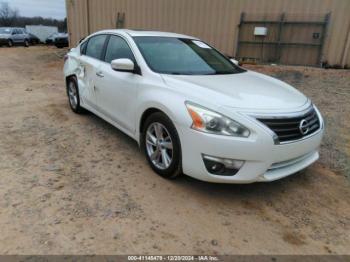  Salvage Nissan Altima