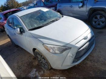  Salvage Toyota Yaris