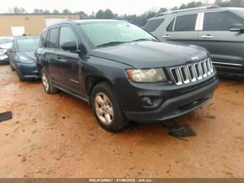  Salvage Jeep Compass