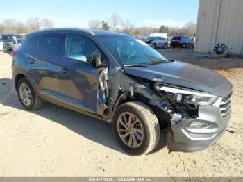  Salvage Hyundai TUCSON