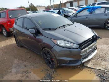  Salvage Ford Fiesta