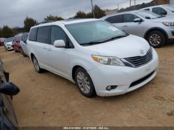  Salvage Toyota Sienna