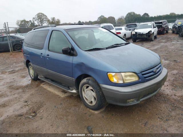  Salvage Toyota Sienna