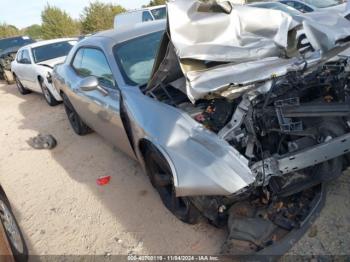  Salvage Dodge Challenger