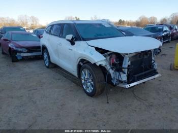  Salvage Toyota Highlander