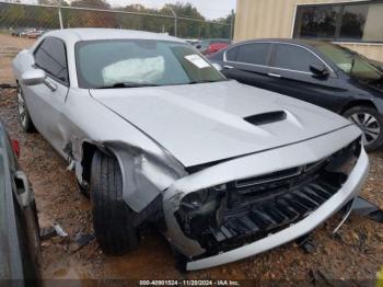  Salvage Dodge Challenger