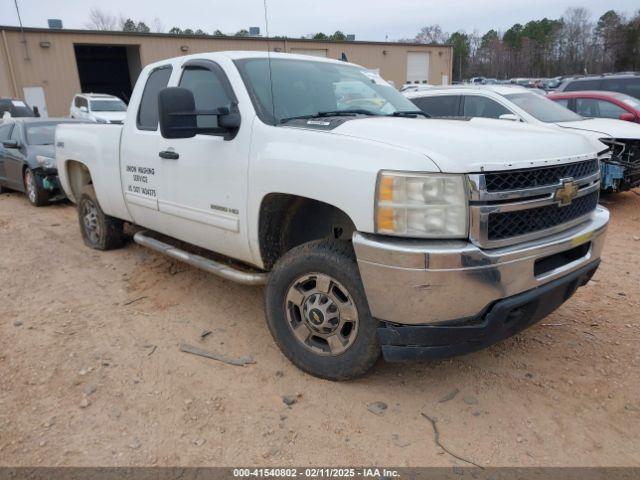  Salvage Chevrolet Silverado 2500