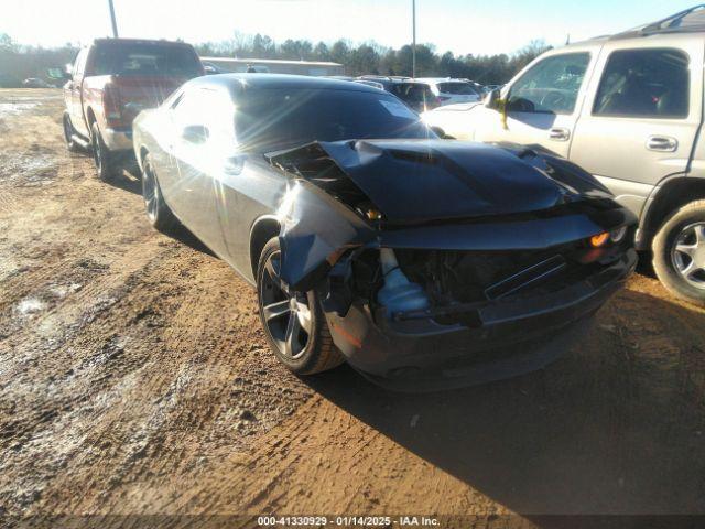  Salvage Dodge Challenger