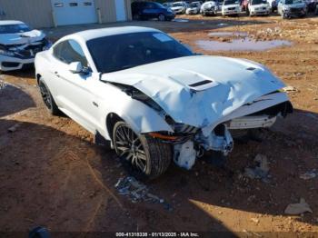  Salvage Ford Mustang