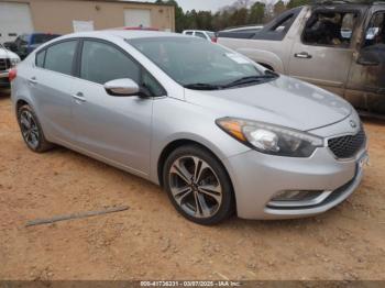  Salvage Kia Forte