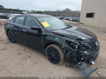  Salvage Nissan Altima