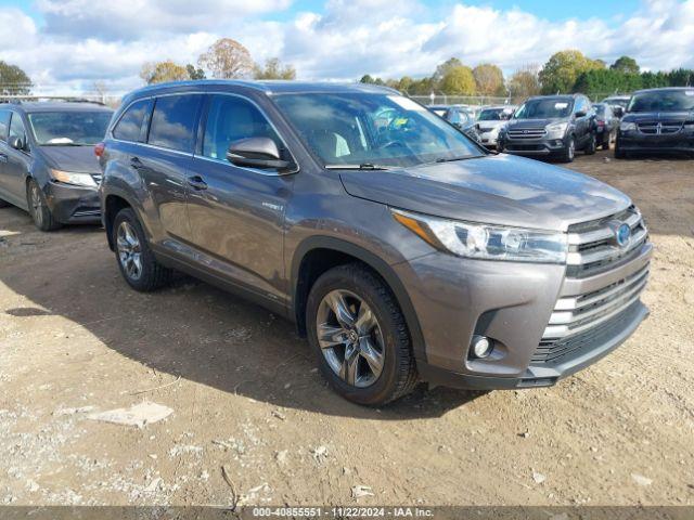  Salvage Toyota Highlander