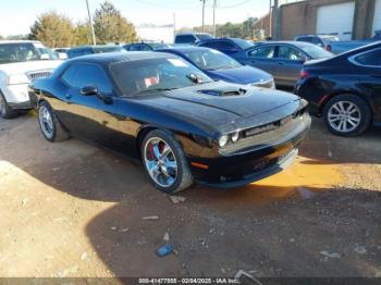  Salvage Dodge Challenger